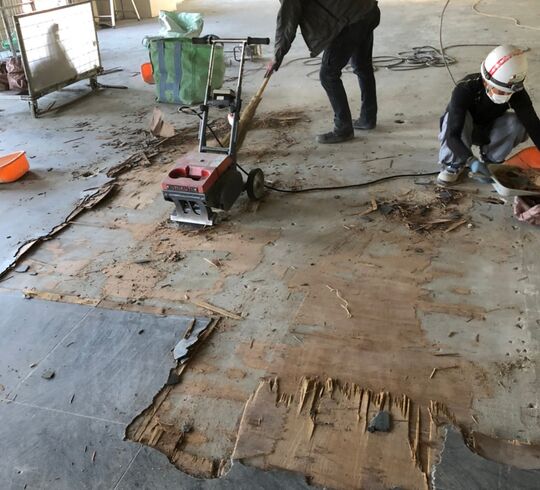 床撤去前・撤去中・撤去後